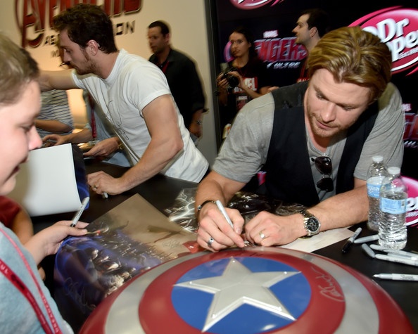 Marvel+Avengers+Age+Ultron+Booth+Signing+During+ Photo Cred Zimbio.jpg